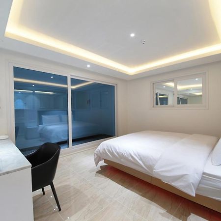 Wj Hotel Pool House Wonju Exterior foto