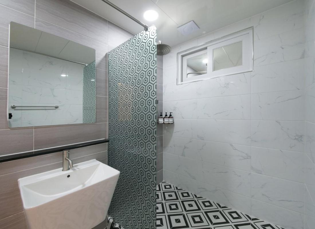 Wj Hotel Pool House Wonju Exterior foto